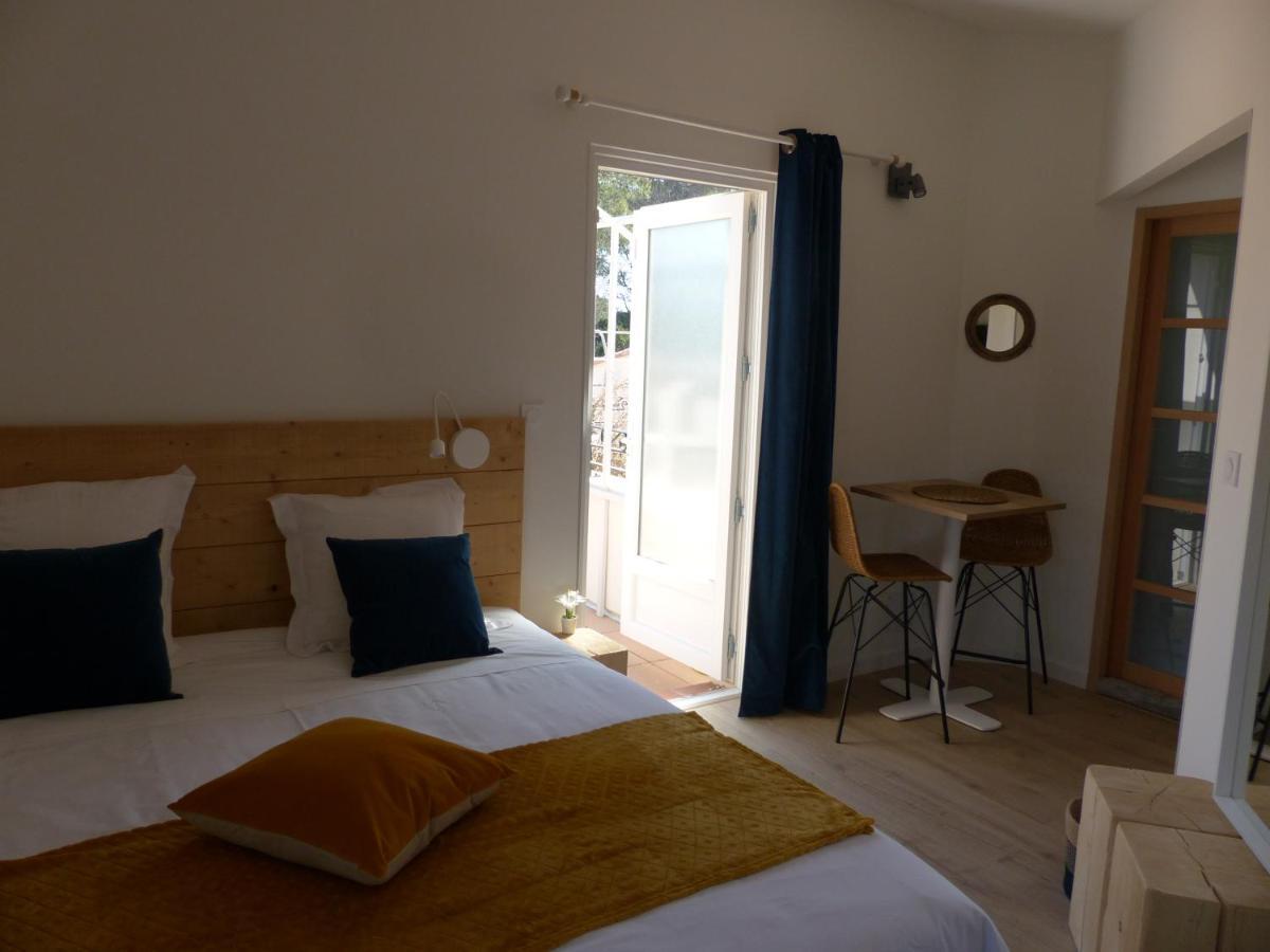 La Pause Nimoise Hotell Nîmes Eksteriør bilde